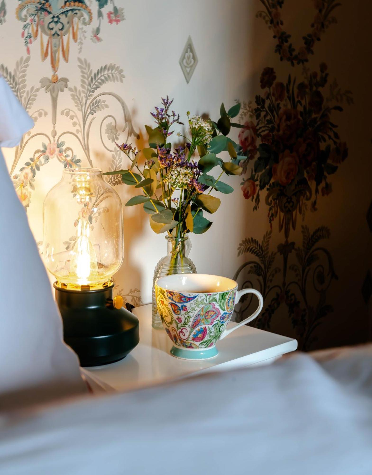 Anne Boleyn'S Escape Hotel เดล ภายนอก รูปภาพ